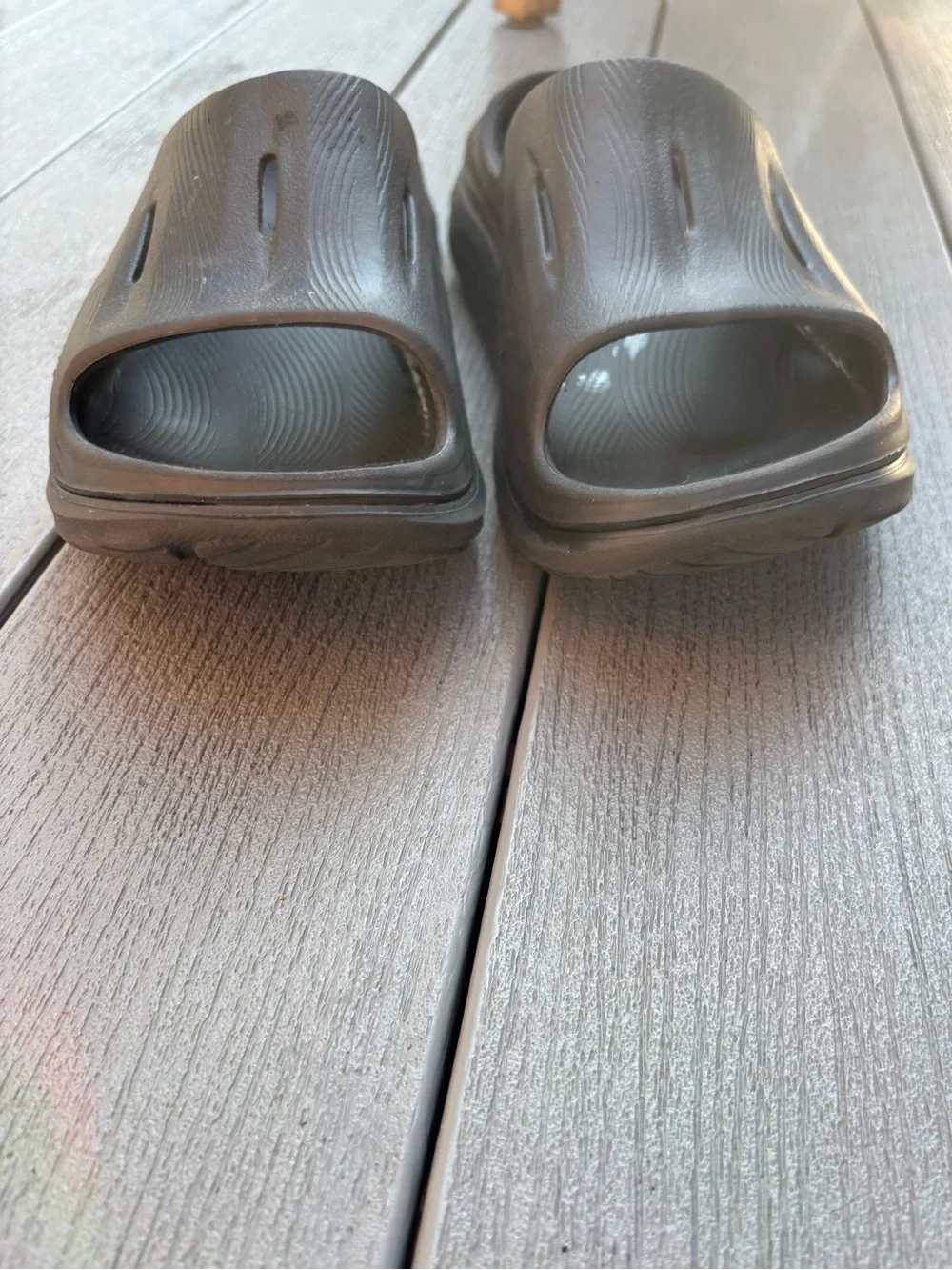 Hoka recovery slides black platform women's 10 men's 8 sandals